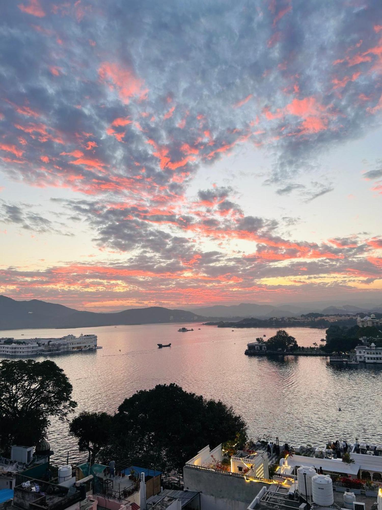 Tamasha Udaipur Vandrarhem Exteriör bild
