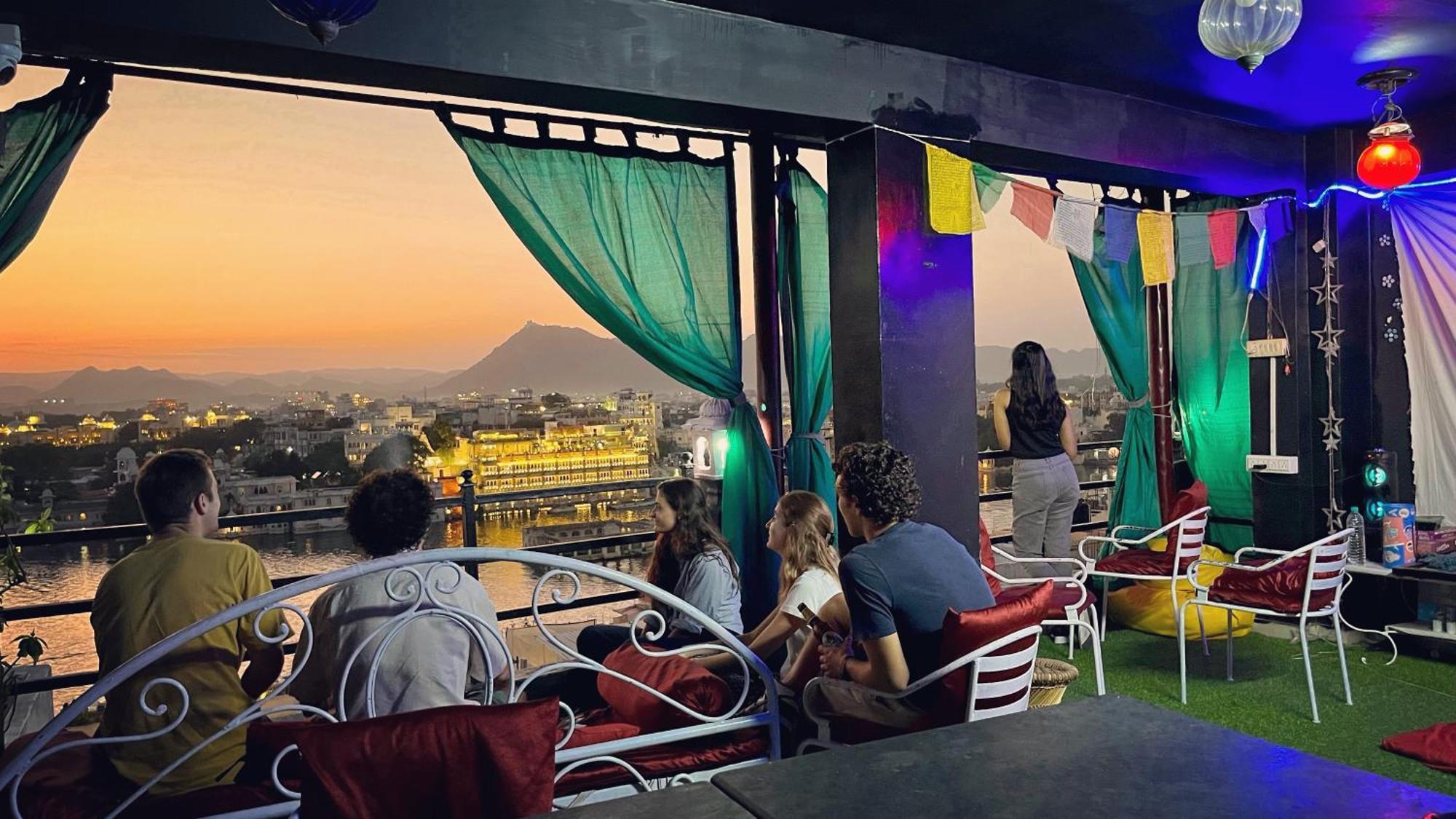 Tamasha Udaipur Vandrarhem Exteriör bild