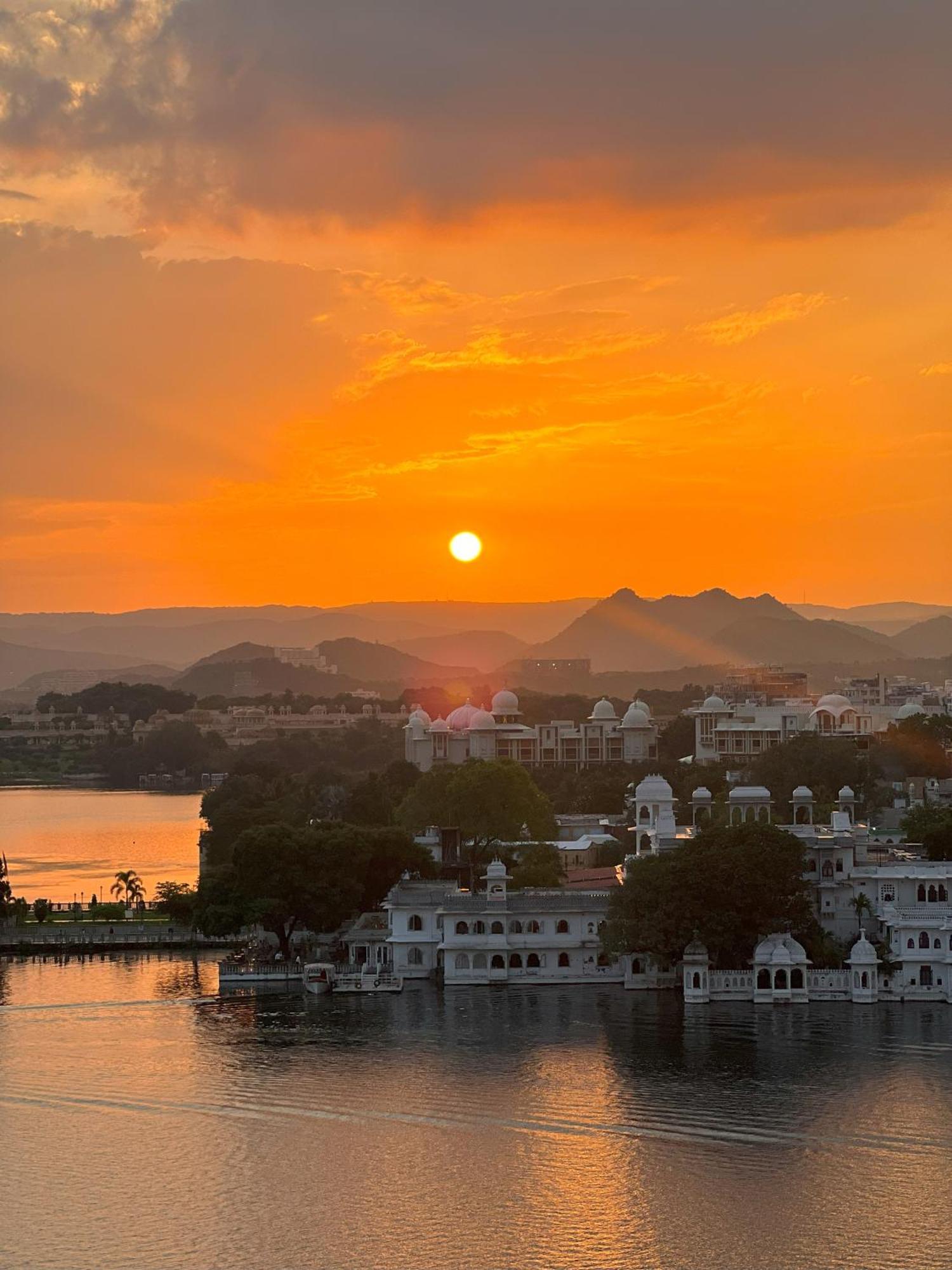 Tamasha Udaipur Vandrarhem Exteriör bild