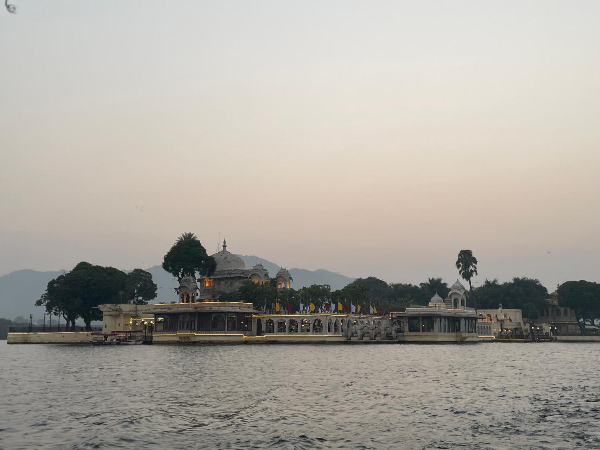 Tamasha Udaipur Vandrarhem Exteriör bild